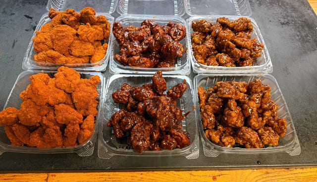 100 Boneless Wings.