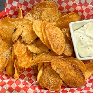 House Made Potato Chips & Dip